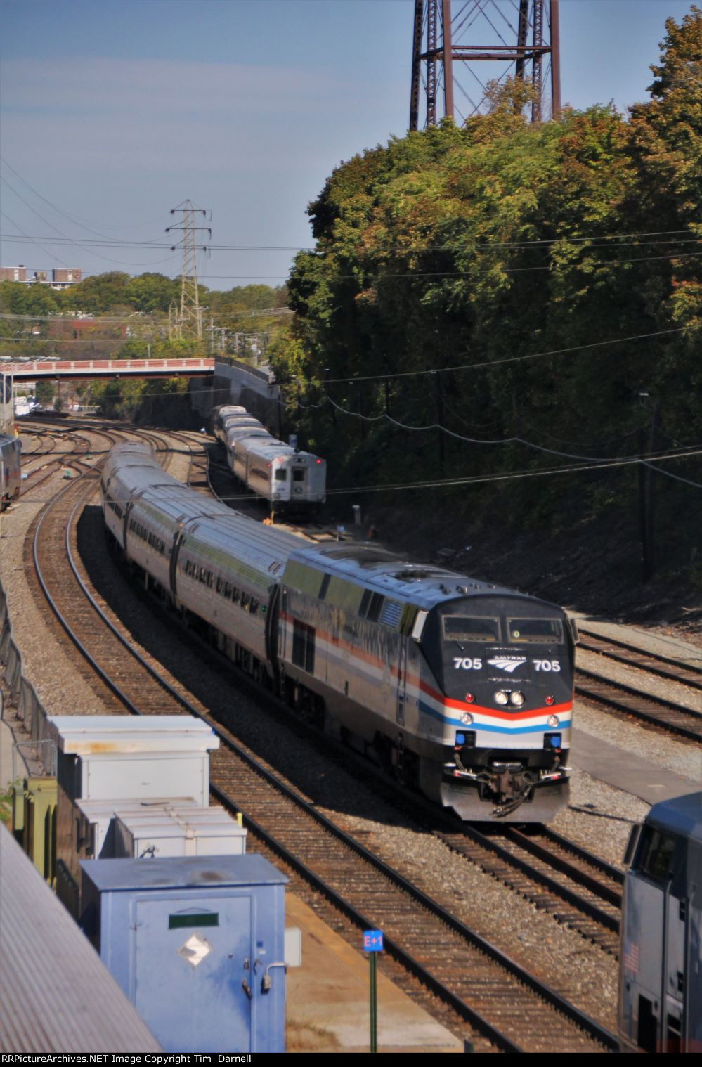 AMTK 705 brings 290 into the station.